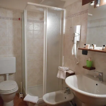 Casa Alpina Don Barra Hotel